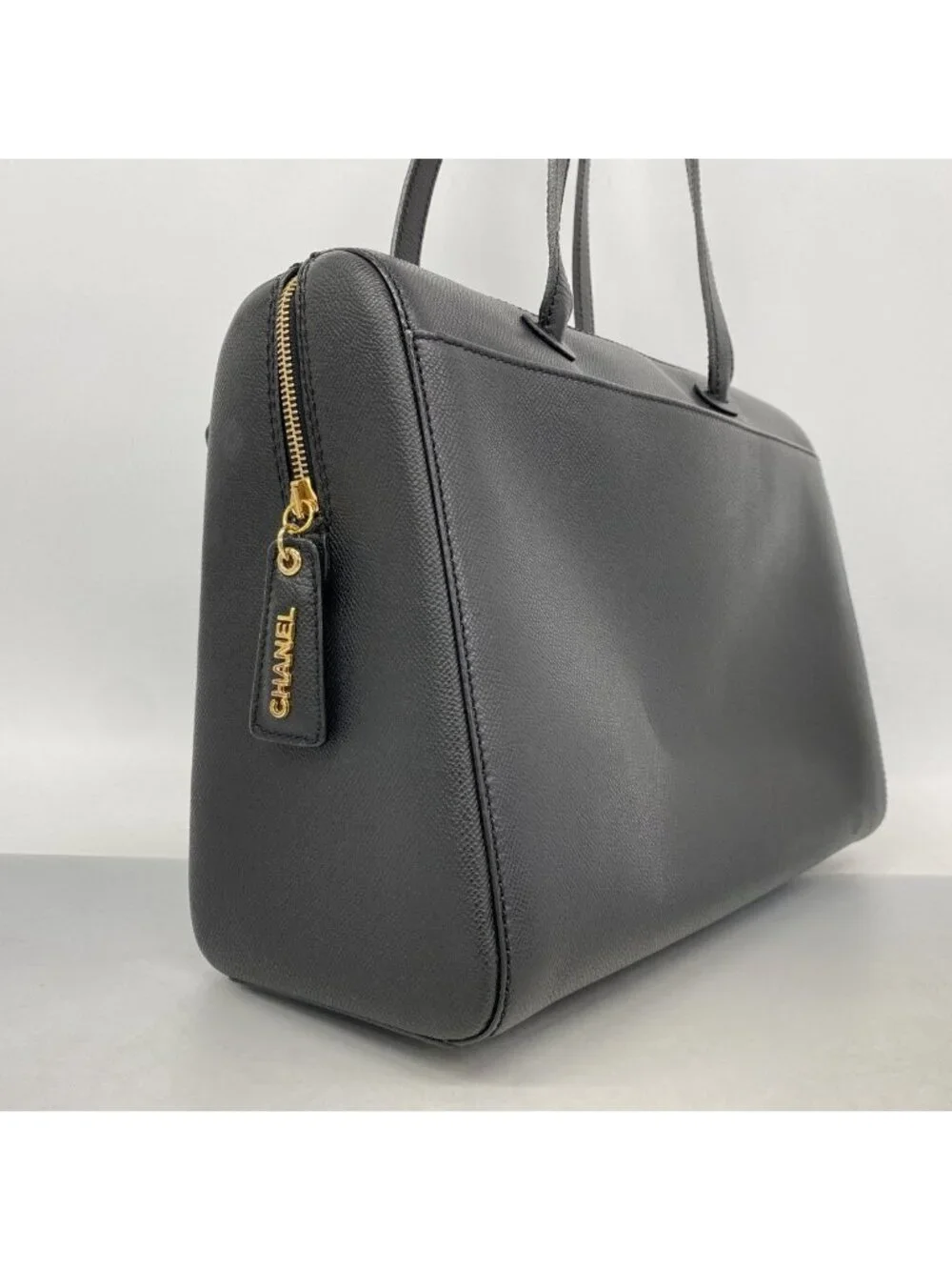 Chanel Tote Leather Black Gold